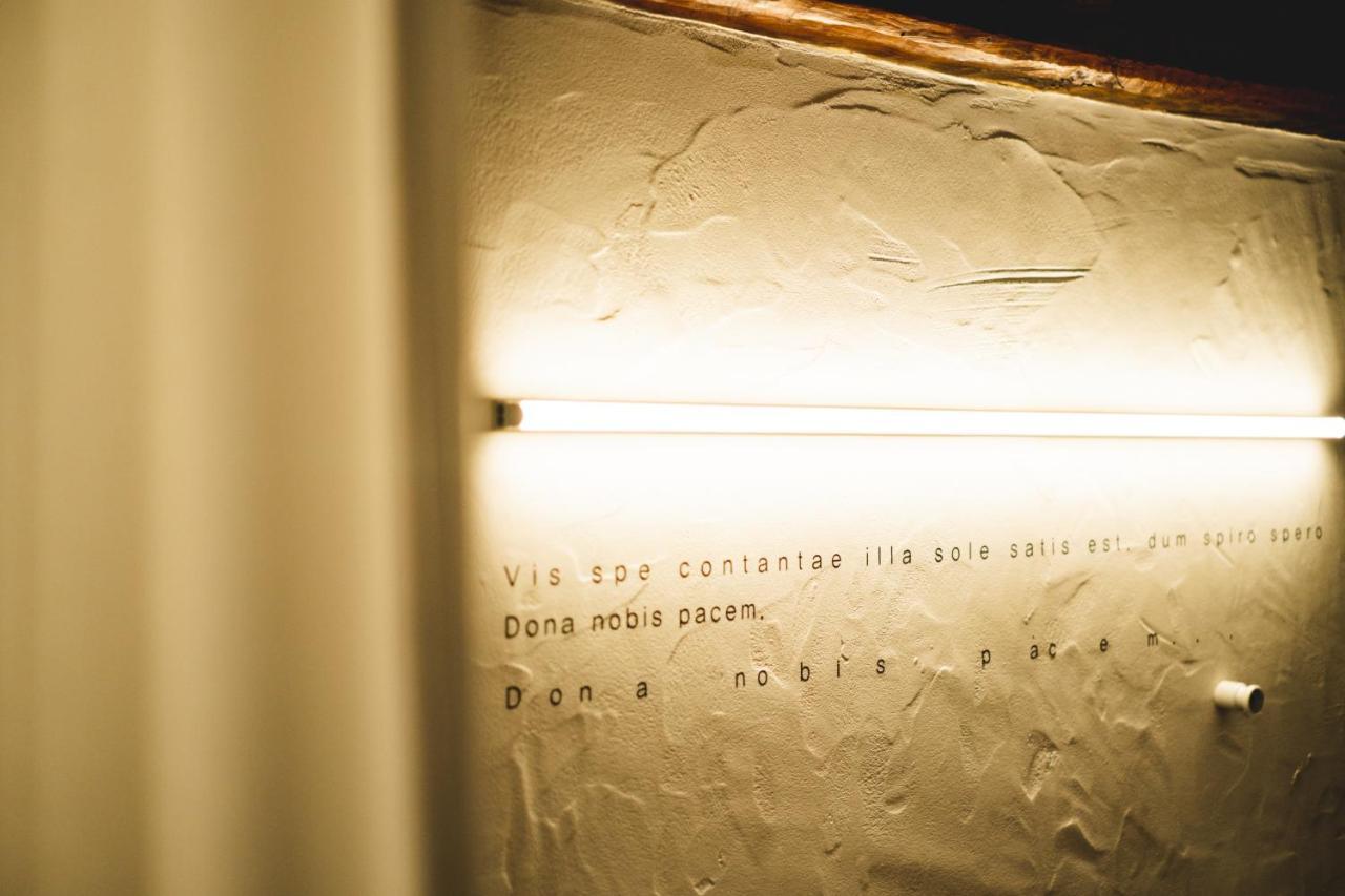 Viva La Vida - Jongno Hanok Private House ソウル特別市 エクステリア 写真